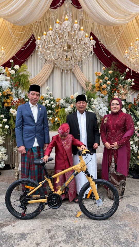 Instagram post 2 from @jokowi