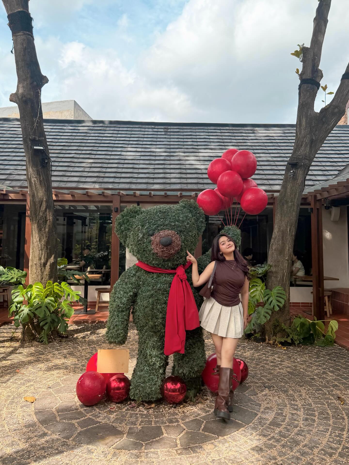 Recent Instagram post from salsabila